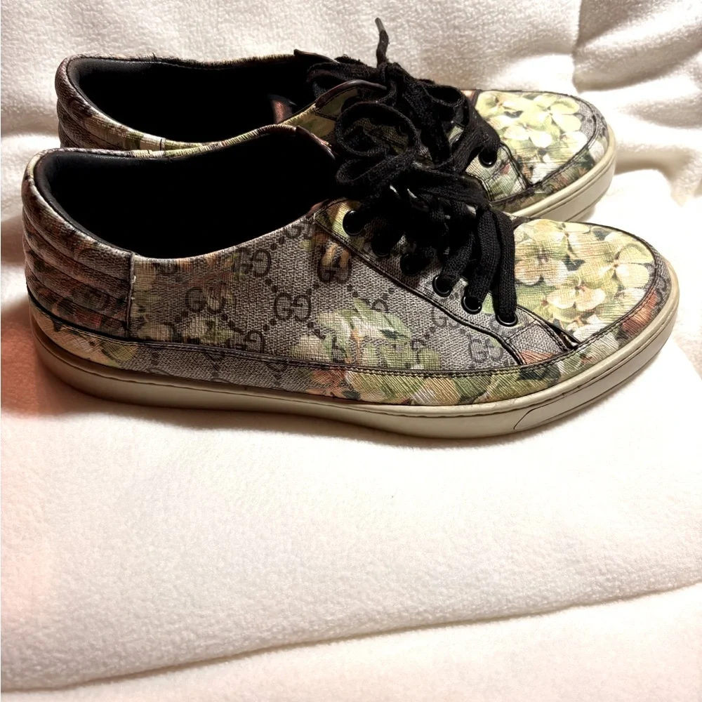 Gucci Floral GG Canvas Low-Top Sneakers in Black, Green and Yellow
